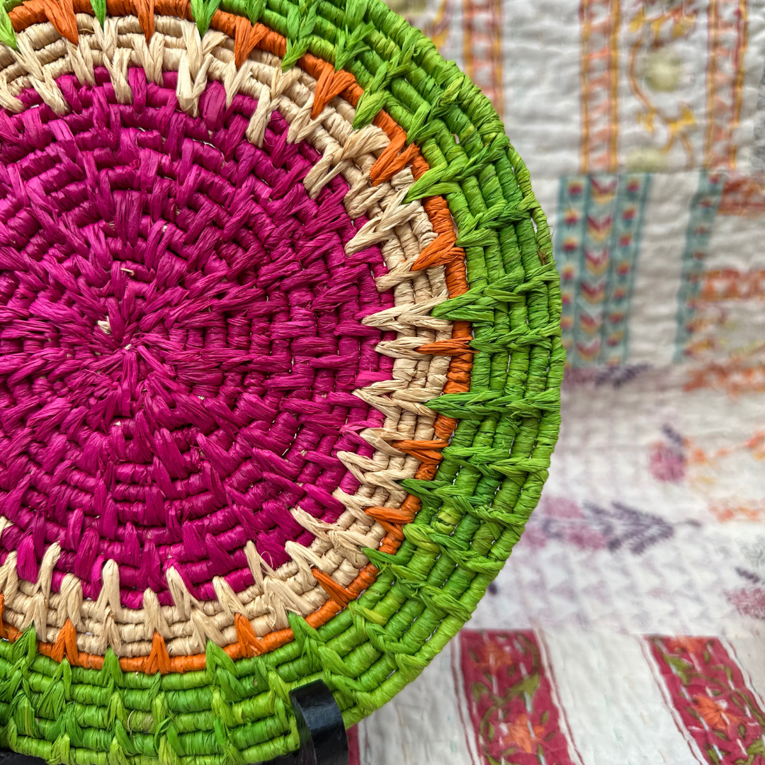 Madura (handwoven raffia trivet)